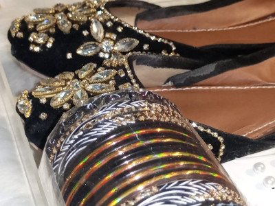 $ 100 - Thankyou box